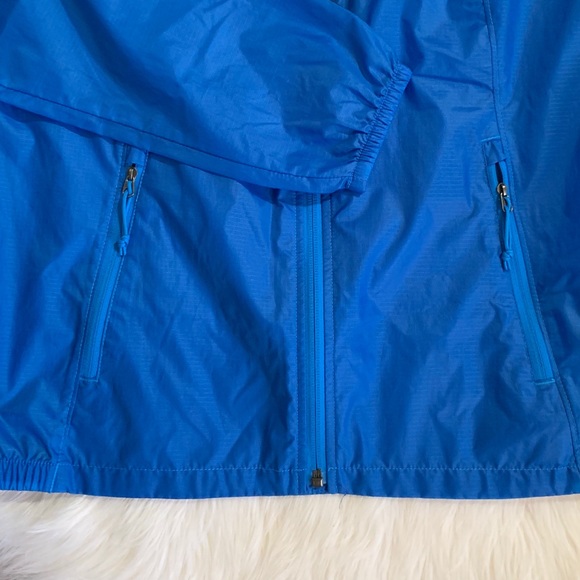 SOLD❌ The North Face Athletic Jacket - Picture 5 of 8